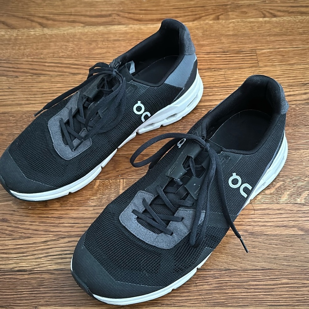 On cloud sneakers. Size 11 M. Lightly used. Great condition.